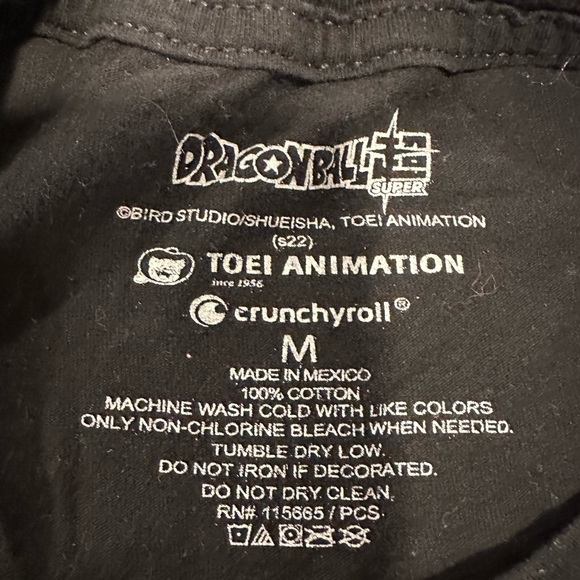 Dragonball Z Super Tshirt Men’s Medium Super Saiyan God Vegeta Blue Form. - Picture 7 of 7